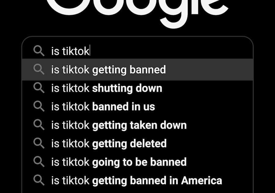 SEO Hannover - Ein Autovervollständigungsbildschirm der Google-Suche zeigt Abfragen zu TikTok an, wie etwa „wird TikTok gesperrt?“ und „wird TikTok gelöscht?“. Diese Abfragen werden in einem Suchfeldformat vor schwarzem Hintergrund angezeigt und heben aktuelle Bedenken hervor, die sich auf die Rankingfaktoren von TikTok auswirken. Local SEO Agentur Hannover.